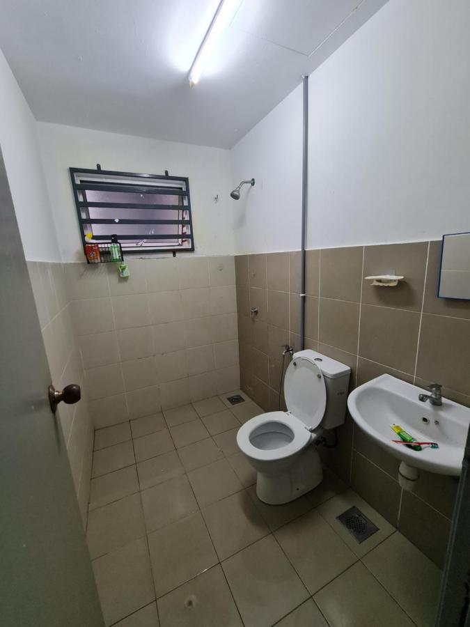 Homestay Alfaruqi Kuantan @Sutravilla Exterior foto